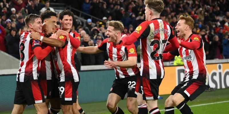 Brentford đang chơi vô cùng thăng hoa khi có 4/5 trận thắng gần đây Brentford đang chơi vô cùng thăng hoa khi có 4/5 trận thắng gần đây
