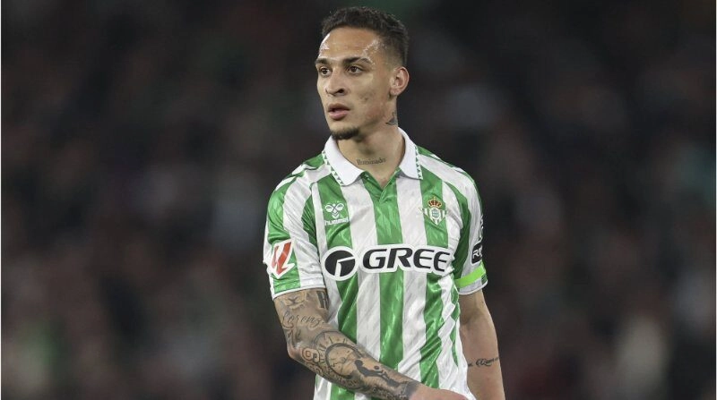 Antony sẽ khoác áo Betis