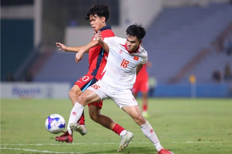 U23 Việt Nam thắng sát nút Singapore
