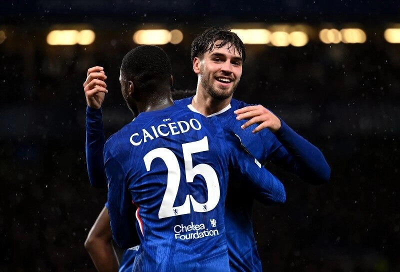 Chelsea giành chiến thắng vang dội
