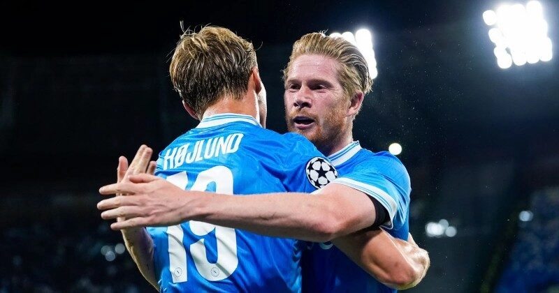 De Bruyne tuyên bố Hojlund là tiền đạo tài năng