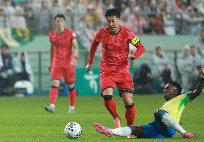 Hàn Quốc thảm bại 0-5 trước Brazil