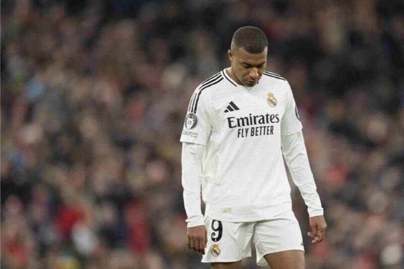 Real lo lắng về chấn thương của Mbappe