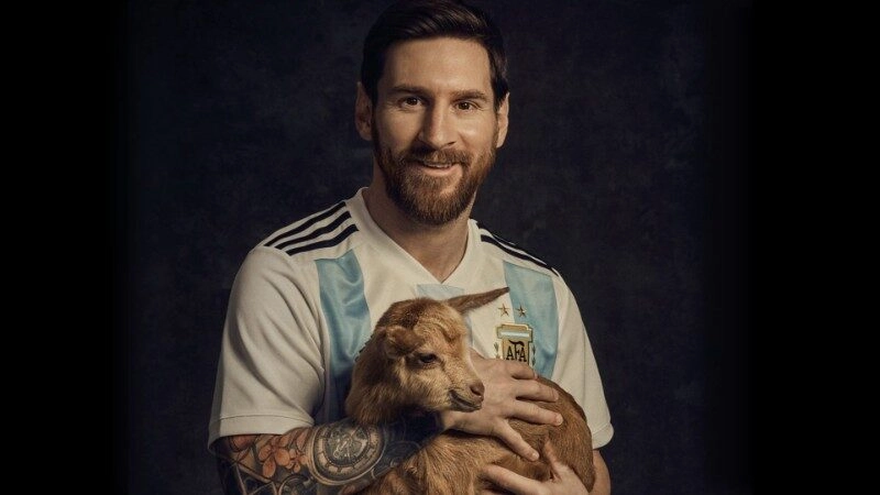 Messi tôn vinh Diego Maradona là GOAT