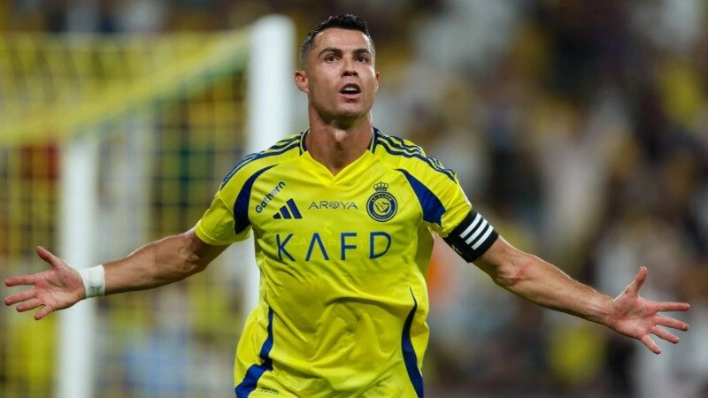 MU có thể đá giao hữu với đội bóng của Ronaldo