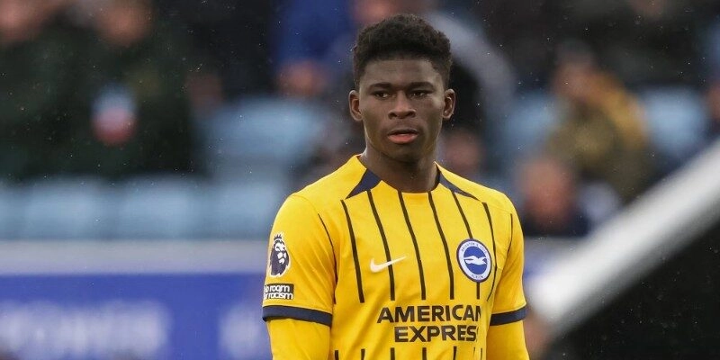 MU được khuyên chiêu mộ Baleba