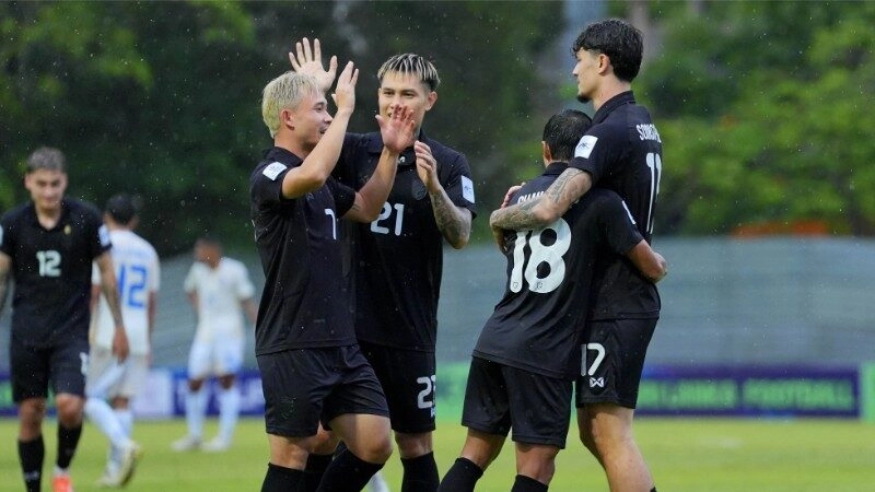 Thái Lan thắng áp đảo Sri Lanka